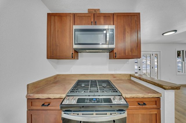 5449 Highway 4, Hathaway Pines, CA 95222