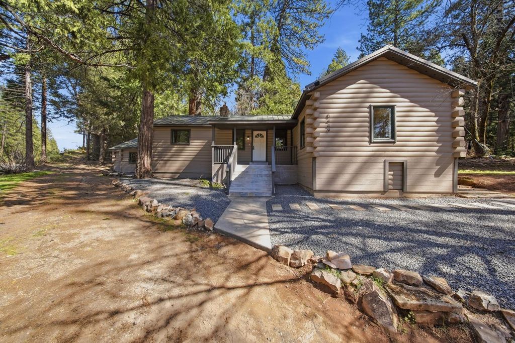 5449 Highway 4, Hathaway Pines, CA 95222