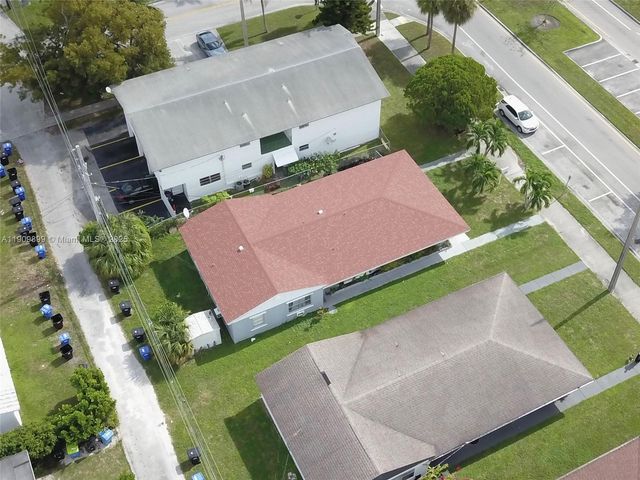 1987 NE 171st St, North Miami Beach, FL 33162