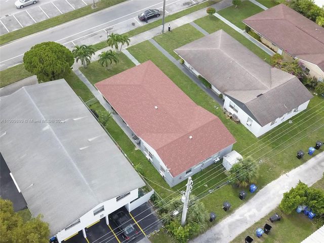 1987 NE 171st St, North Miami Beach, FL 33162