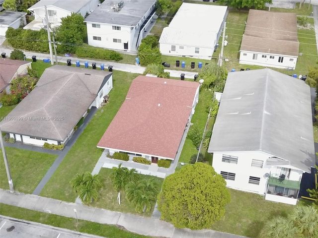 1987 NE 171st St, North Miami Beach, FL 33162
