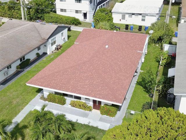 1987 NE 171st St, North Miami Beach, FL 33162