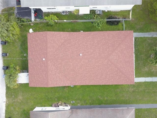 1987 NE 171st St, North Miami Beach, FL 33162