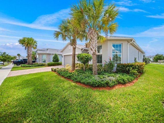 10550 SW Captiva Drive, Port St Lucie, FL 34987