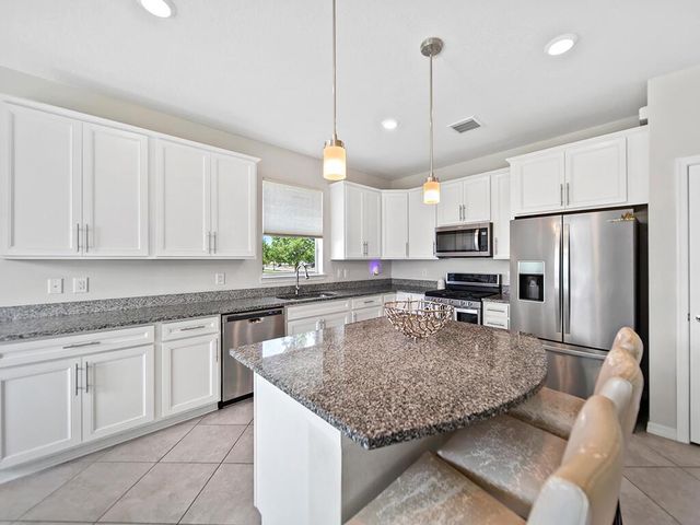 10550 SW Captiva Drive, Port St Lucie, FL 34987
