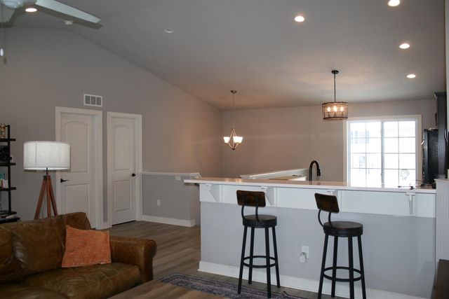 557 N Cygnet Lake Drive, Benton Harbor, MI 49022