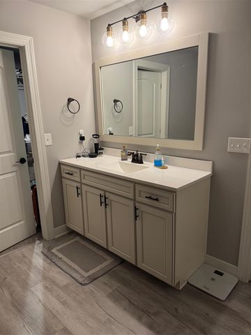 557 N Cygnet Lake Drive, Benton Harbor, MI 49022