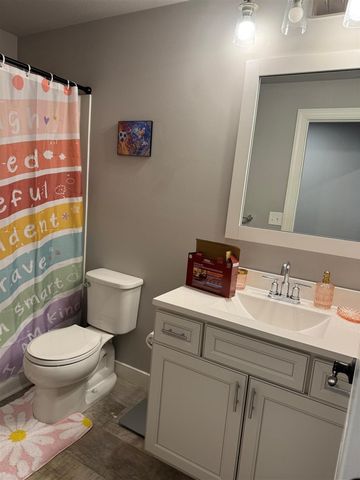 557 N Cygnet Lake Drive, Benton Harbor, MI 49022