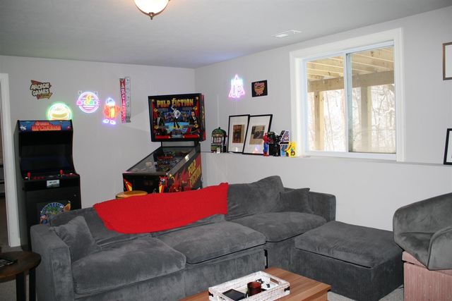 557 N Cygnet Lake Drive, Benton Harbor, MI 49022