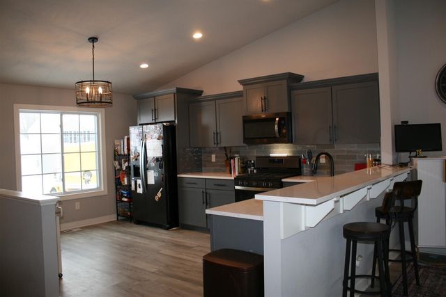 557 N Cygnet Lake Drive, Benton Harbor, MI 49022