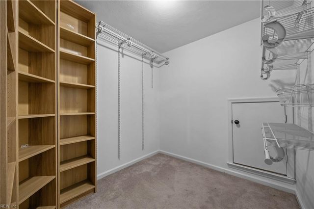 136 Baker Farm DR, Hampton, VA 23666