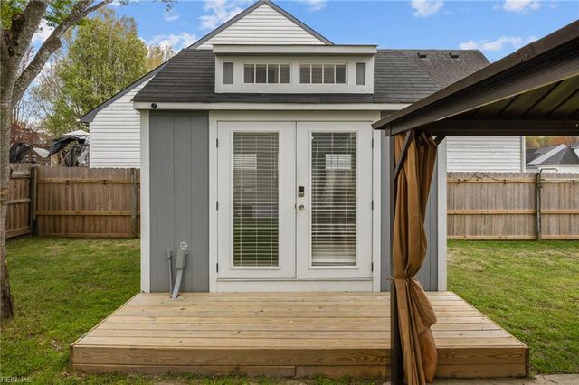 136 Baker Farm DR, Hampton, VA 23666