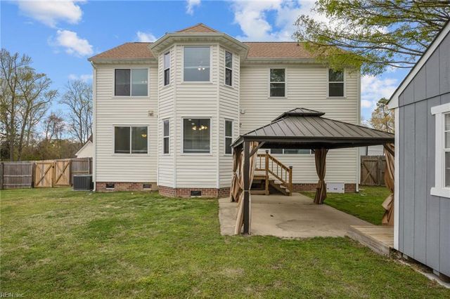 136 Baker Farm DR, Hampton, VA 23666