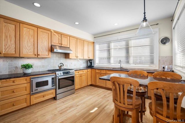 775 Scarsdale Road 7, Tuckahoe, NY 10707