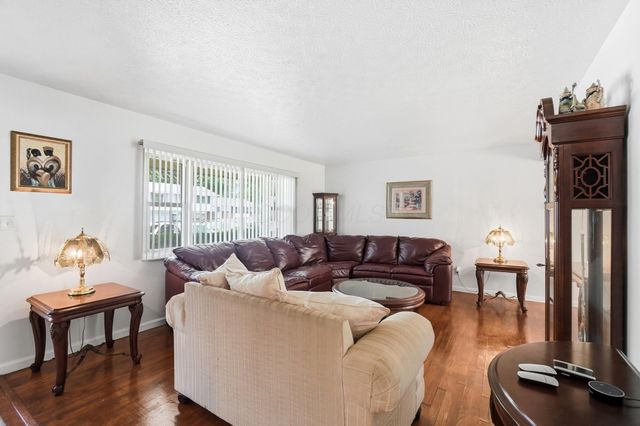 5417 Walshire Drive, Columbus, OH 43232
