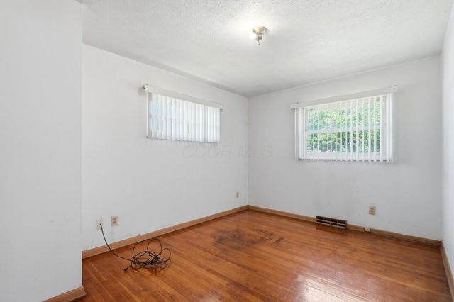 5417 Walshire Drive, Columbus, OH 43232