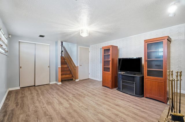 5417 Walshire Drive, Columbus, OH 43232