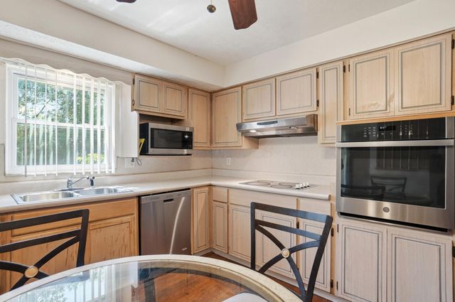 5417 Walshire Drive, Columbus, OH 43232