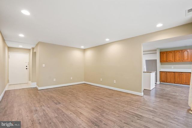 8487 GREENBELT RD, Greenbelt, MD 20770