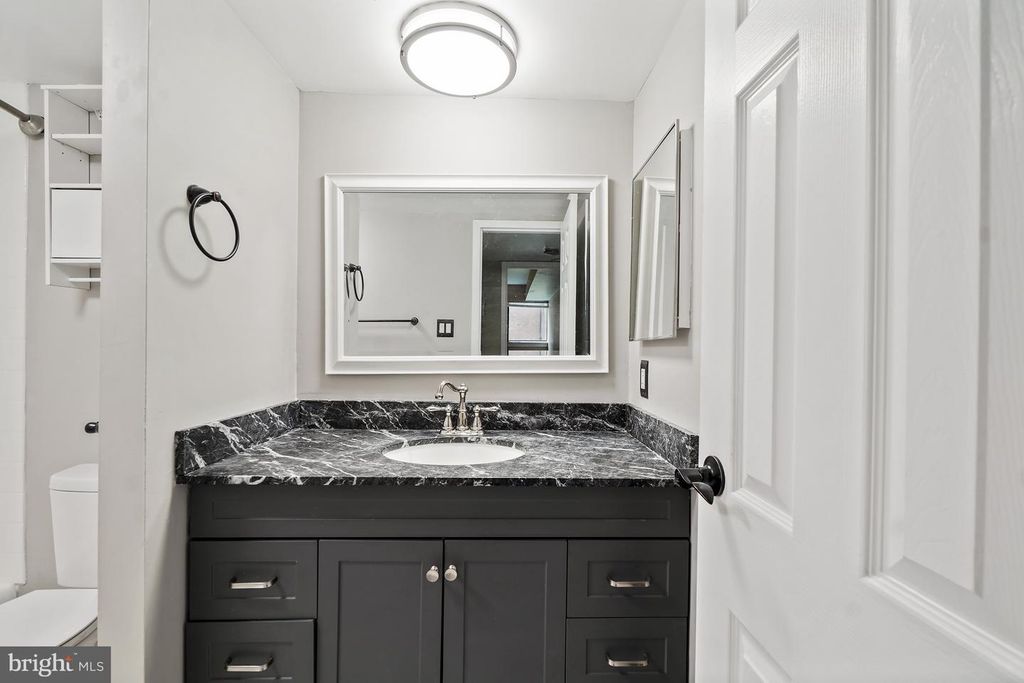 Image 17 of property listing at 8487 GREENBELT RD, Greenbelt, MD 20770