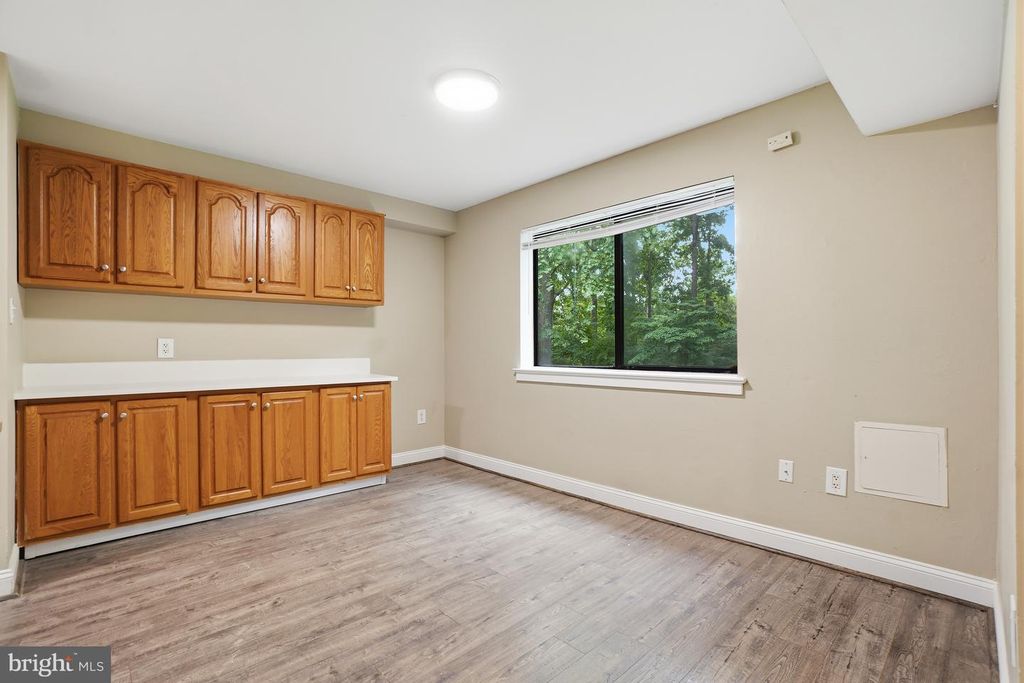 Image 8 of property listing at 8487 GREENBELT RD, Greenbelt, MD 20770