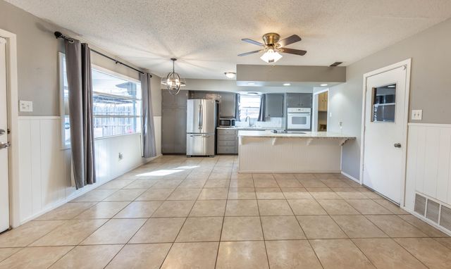 5424 33rd Street, Lubbock, TX 79407