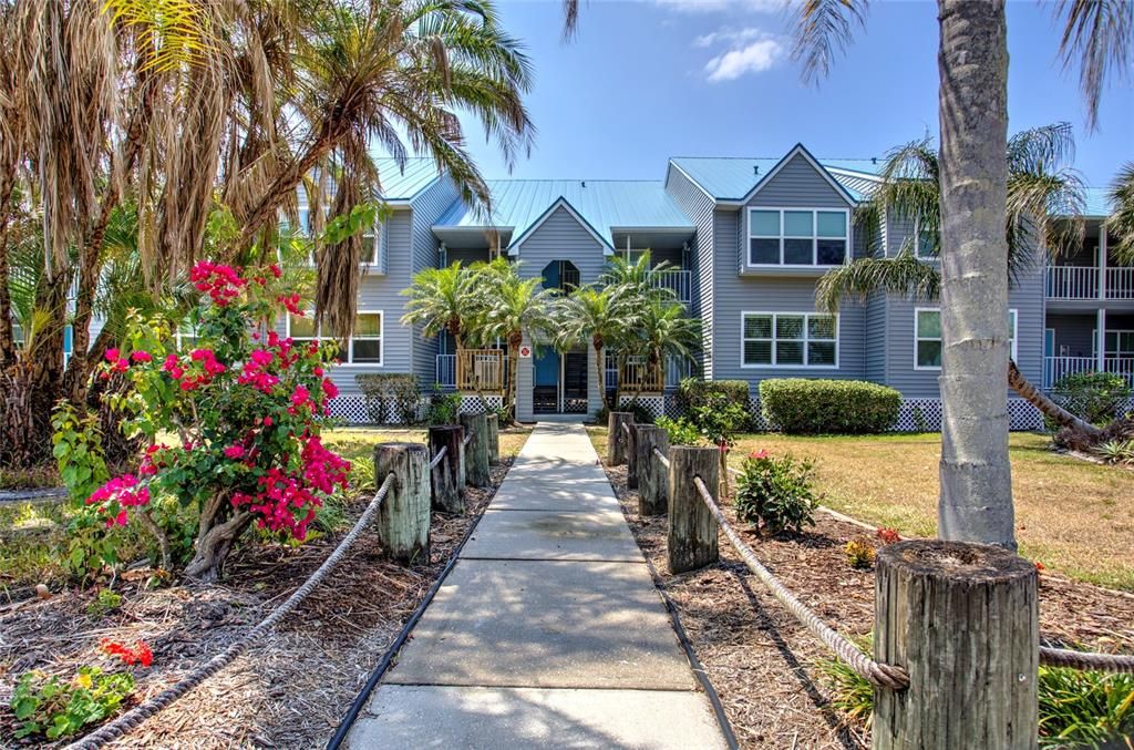 4410 WARREN AVENUE 104, Port Charlotte, FL 33953