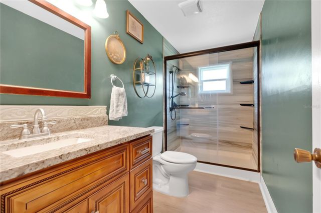 10137 MASON DIXON CIRCLE, Orlando, FL 32821