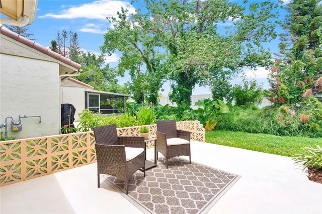 10137 MASON DIXON CIRCLE, Orlando, FL 32821