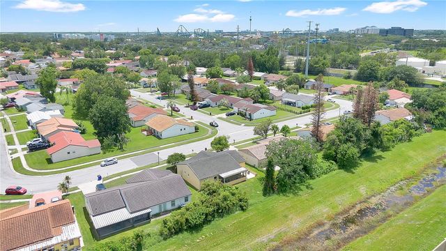 10137 MASON DIXON CIRCLE, Orlando, FL 32821
