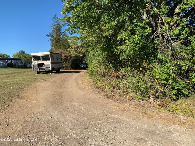 288 Old Jericho Rd, Smithfield, KY 40068