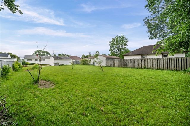 4638 W 156 St, Cleveland, OH 44135
