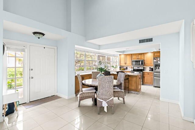 8104 Oakton Court 4b, Lake Clarke Shores, FL 33406