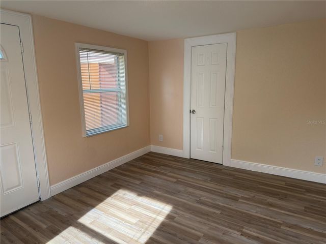 2514 W SAINT JOHN STREET, Tampa, FL 33607