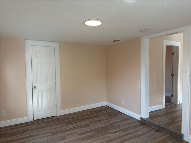 2514 W SAINT JOHN STREET, Tampa, FL 33607