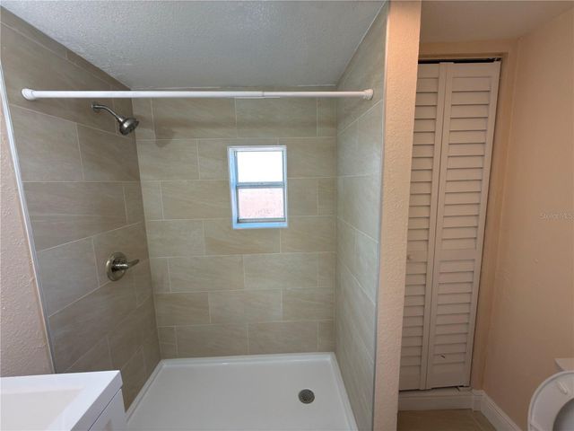 2514 W SAINT JOHN STREET, Tampa, FL 33607