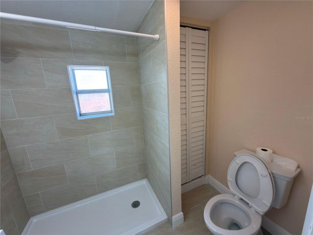 2514 W SAINT JOHN STREET, Tampa, FL 33607
