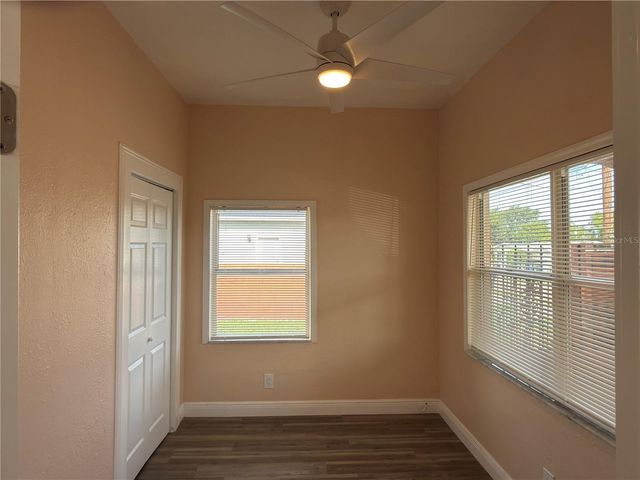 2514 W SAINT JOHN STREET, Tampa, FL 33607