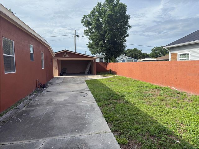 2514 W SAINT JOHN STREET, Tampa, FL 33607
