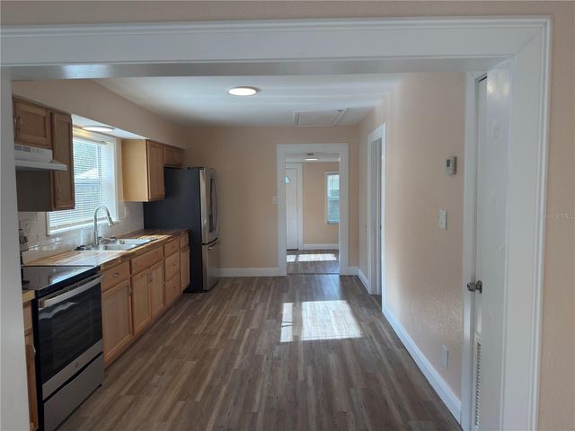 2514 W SAINT JOHN STREET, Tampa, FL 33607