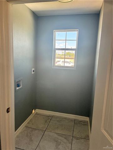 5437 Chesnee Avenue, Edinburg, TX 78540