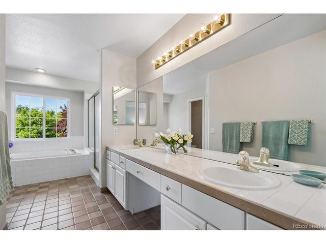 18917 E Union Dr, Aurora, CO 80015