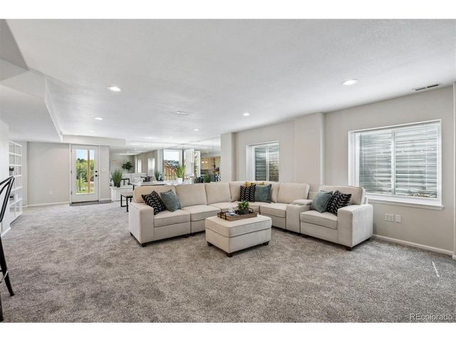 18917 E Union Dr, Aurora, CO 80015