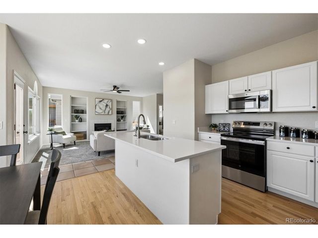 18917 E Union Dr, Aurora, CO 80015