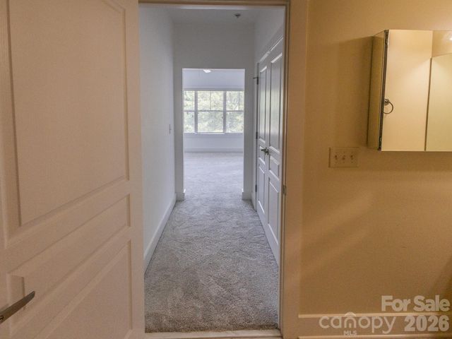 9 Kenilworth Knoll 207, Asheville, NC 28805