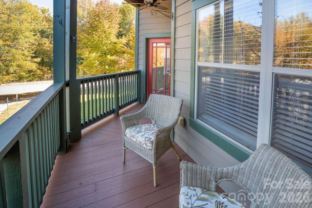 9 Kenilworth Knoll 207, Asheville, NC 28805