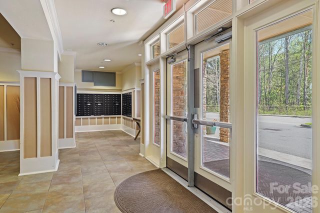 9 Kenilworth Knoll 207, Asheville, NC 28805