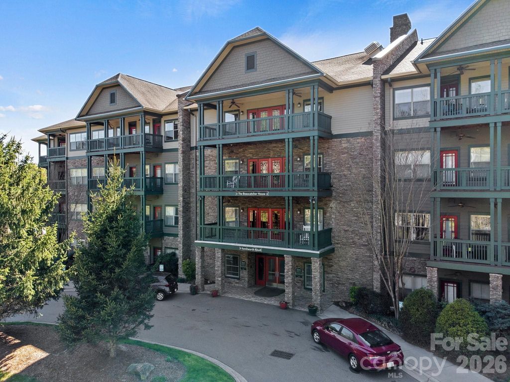 9 Kenilworth Knoll 207, Asheville, NC 28805