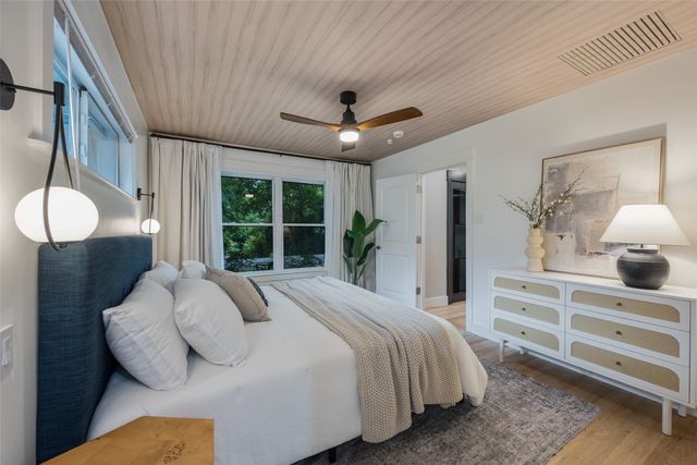 327 Bon Aire Drive, Dallas, TX 75218