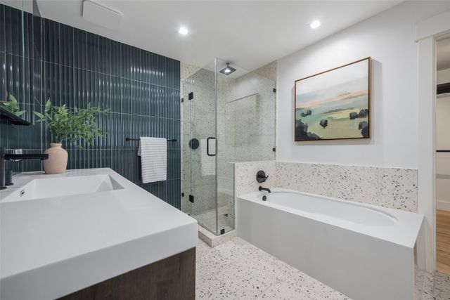 327 Bon Aire Drive, Dallas, TX 75218